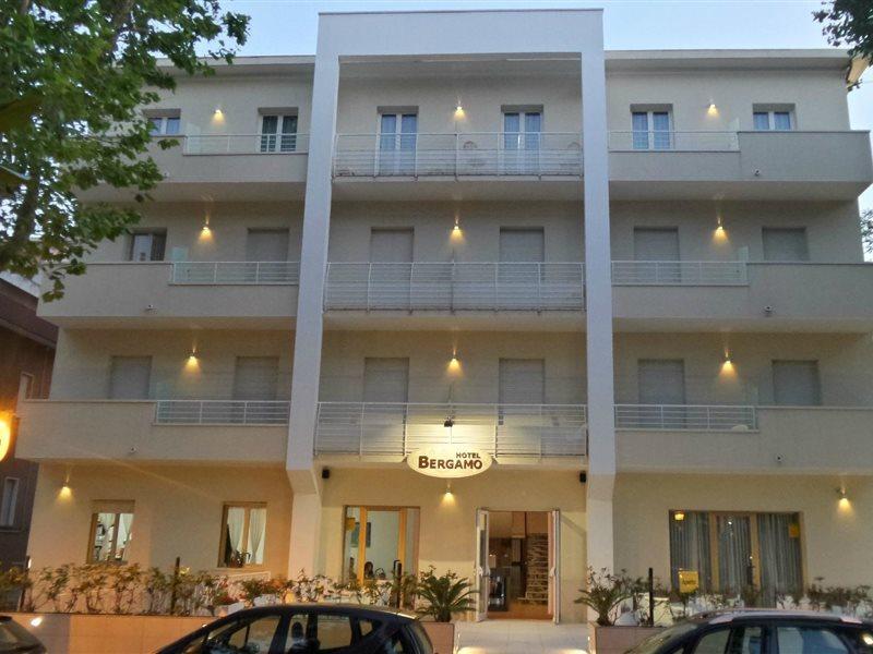 Hotel Bergamo Rimini Extérieur photo
