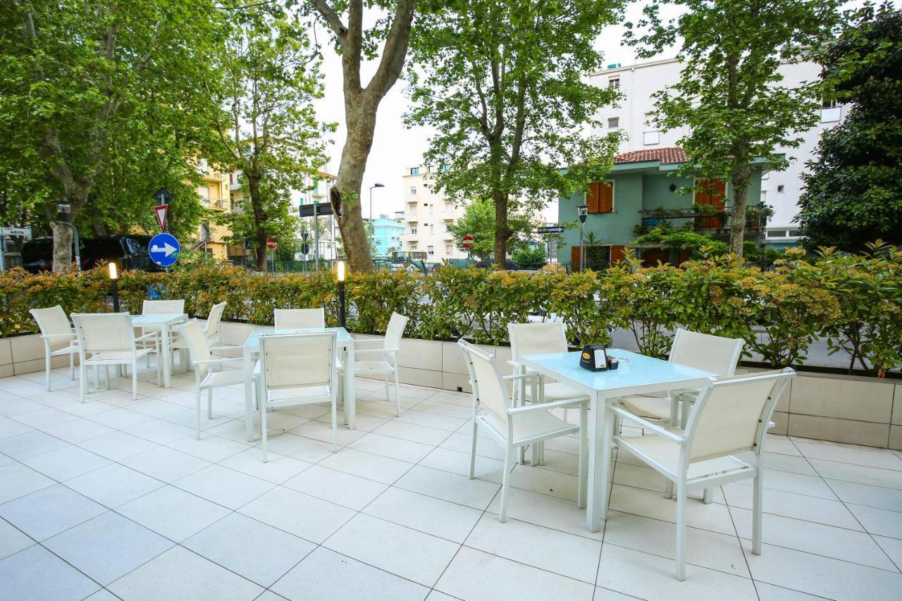 Hotel Bergamo Rimini Extérieur photo