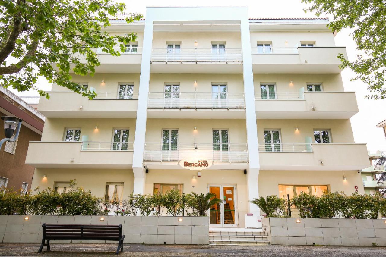 Hotel Bergamo Rimini Extérieur photo