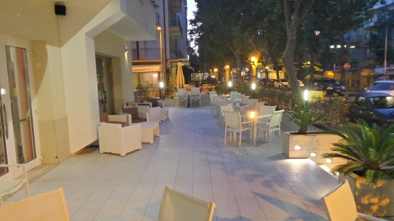 Hotel Bergamo Rimini Extérieur photo