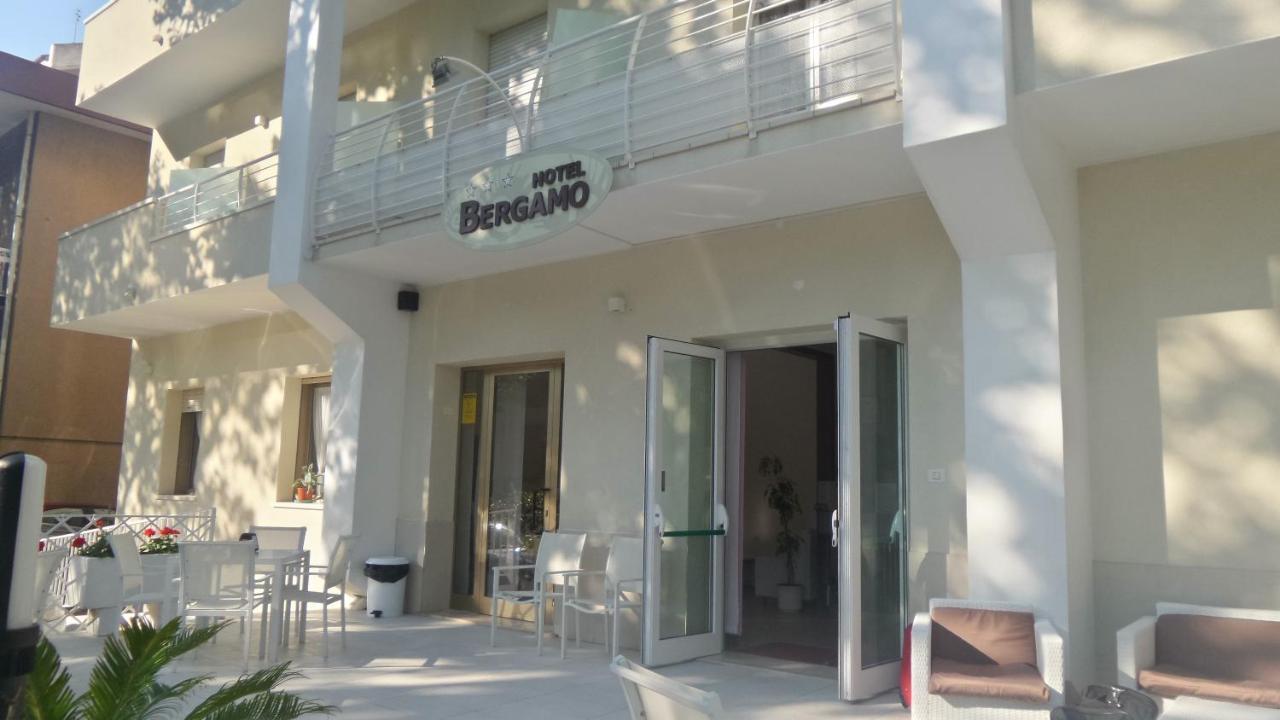 Hotel Bergamo Rimini Extérieur photo