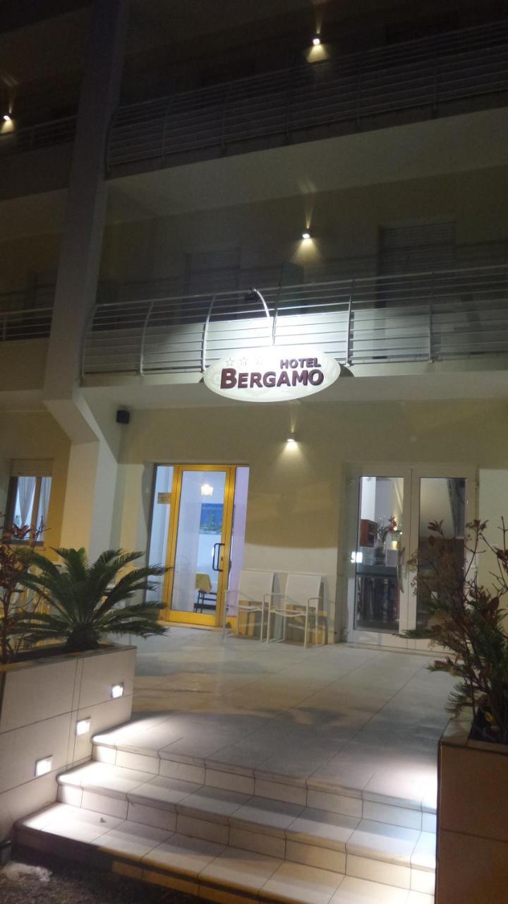 Hotel Bergamo Rimini Extérieur photo